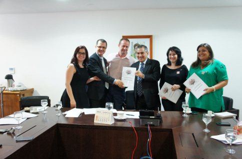 Fotos entrega da pauta nacional de reivindicações da Fetraf-Brasil 2014 ao Ministro Gilberto Carvalho